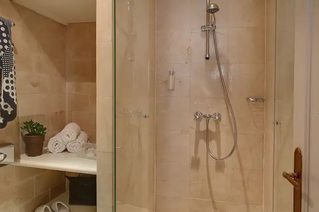 Comfort Tek Büyük Yataklı Oda (Comfort)