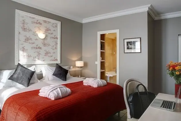 Tek Büyük Yataklı Oda