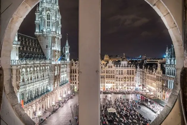 Tek Büyük Yataklı Oda (Grand-Place View / Vue Grand-Place)