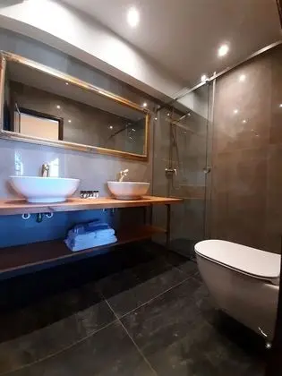 Deluxe Tek Büyük Yataklı Oda, Balkon, Şehir Manzaralı