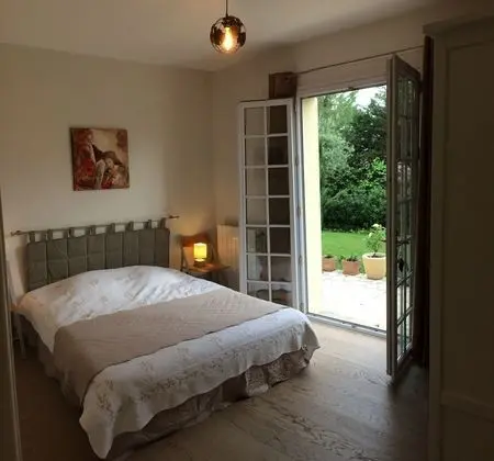 Romantic Tek Büyük Yataklı Oda, Teras, Bahçe Manzaralı