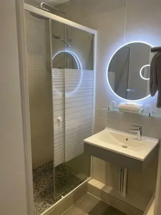 Classic Üç Kişilik Oda