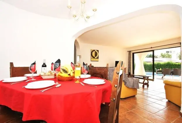 Villa, 4 Yatak Odası, Kişiye Özel Havuzlu