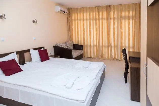 Tek Büyük veya İki Ayrı Yataklı Oda