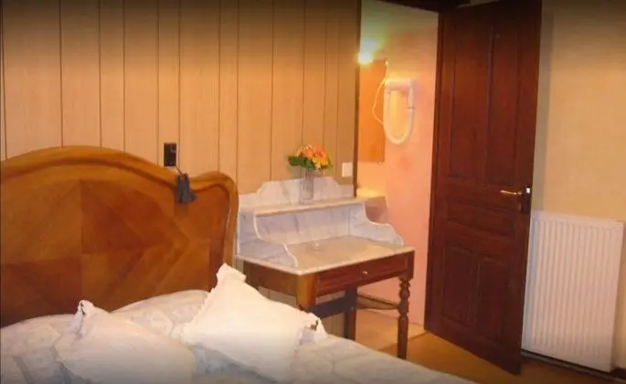 Basic Tek Büyük Yataklı Oda