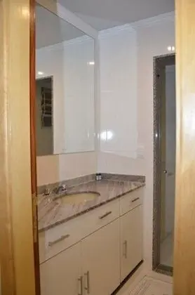 Tek Büyük Yataklı Oda, 1 Çift Kişilik Yatak
