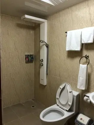 Basic Tek Büyük Yataklı Oda, 2 Büyük (Queen) Boy Yatak, Sigara İçilmez, Plaj Manzaralı