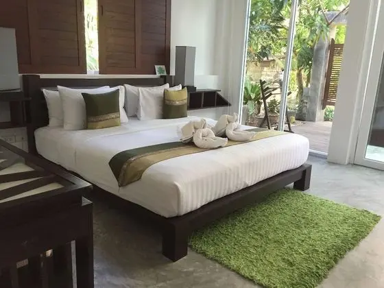 Garden View Room
