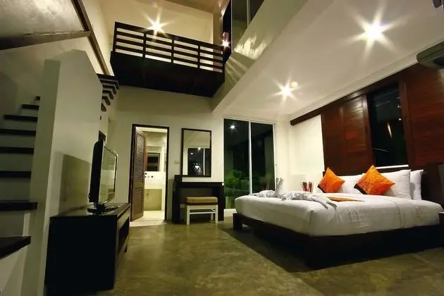 Garden View Room