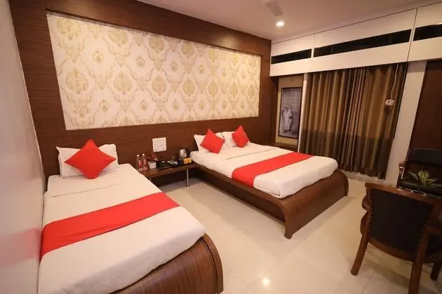 Deluxe Üç Kişilik Oda