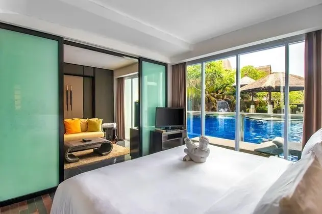Deluxe Stüdyo Süit, Havuz Kullanımı (Deluxe Pool Access Suite)