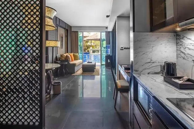 Deluxe Stüdyo Süit, Havuz Kullanımı (Deluxe Pool Access Suite)