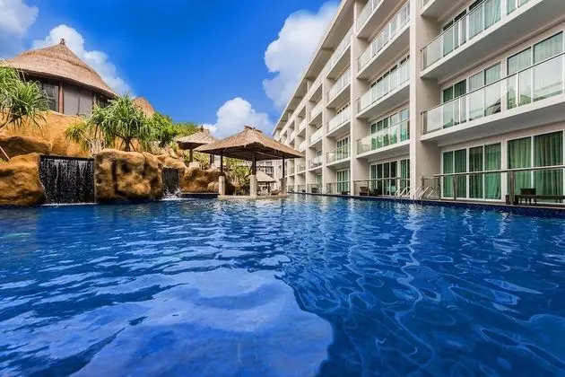 Deluxe Stüdyo Süit, Havuz Kullanımı (Deluxe Pool Access Suite)