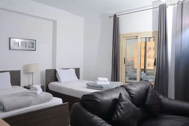 Deluxe Üç Kişilik Oda, Şehir Manzaralı