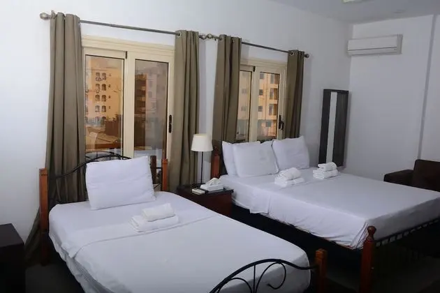 Deluxe Üç Kişilik Oda, Şehir Manzaralı