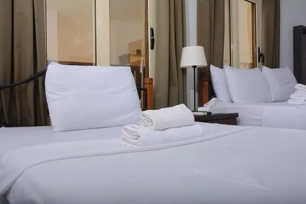 Deluxe Üç Kişilik Oda, Şehir Manzaralı