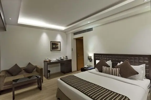 Superior Oda, Şehir Manzaralı