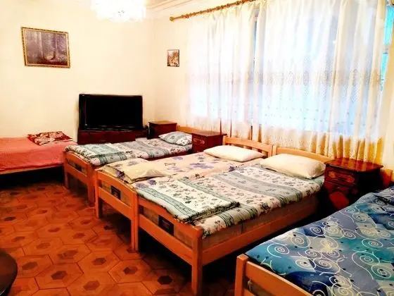 Basic Ortak Ranzalı Oda, Sadece kadınlar için
