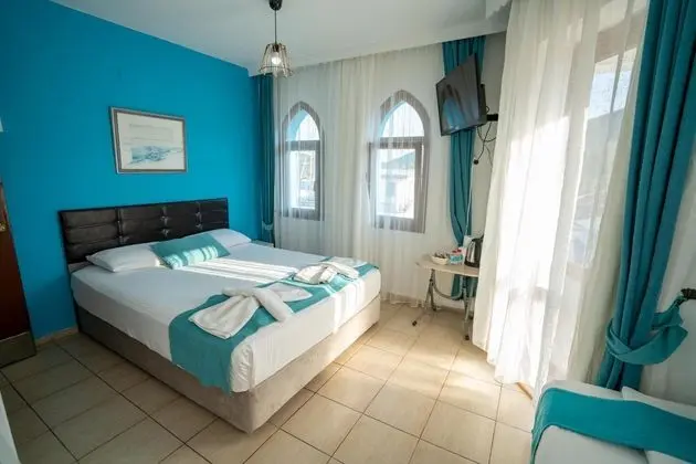 Standart Oda, Deniz Manzaralı, Balkonlu