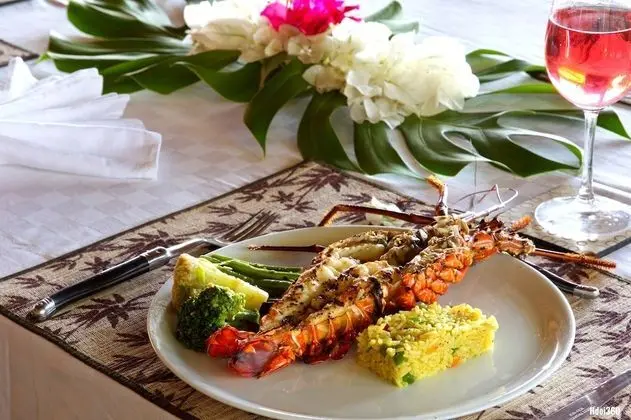 Deluxe Villa, Birden Çok Yatak