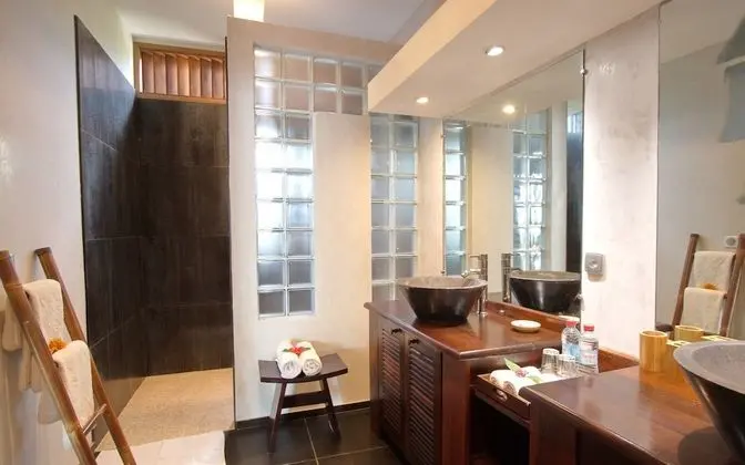 Deluxe Villa, Birden Çok Yatak