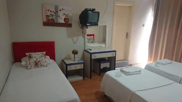 Triple, Şehir Manzaralı