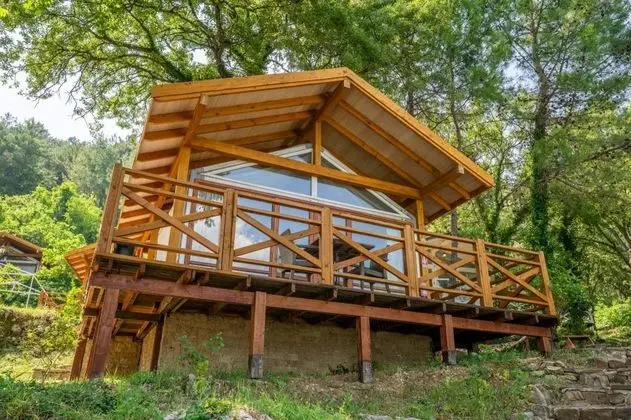 Safari Çadır Ev, Göl Manzaralı