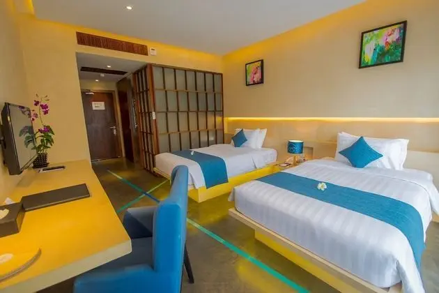 Deluxe Twin Bed Room