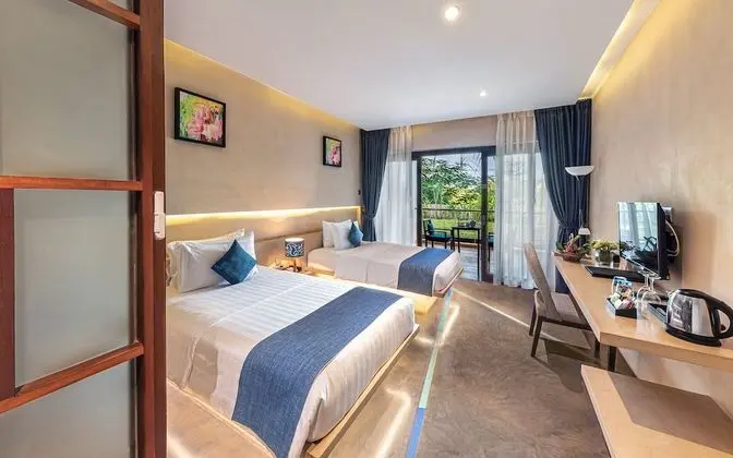 Deluxe Twin Bed Room