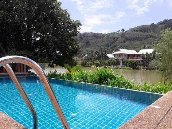 Pool Villa 3 bedroom Lake View