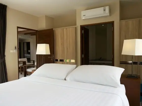 Pool Villa 3 Bedroom Mountain View