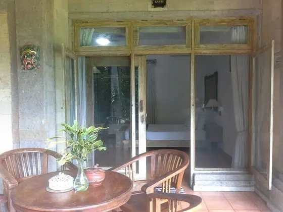 Villa (Orchid)