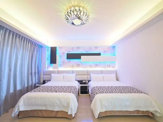 Deluxe Dört Kişilik Oda