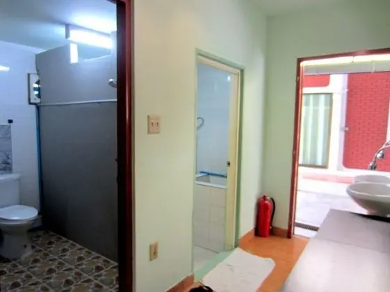 Bunk Bed Shared Bathroom for a party of 4 pax