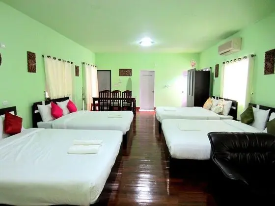 Family room with private bathroom for 8 persons