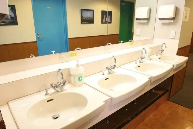 Ortak Ranzalı Oda, Sigara İçilmez (6 Beds GroupRoom,Shared Shower&toilet)