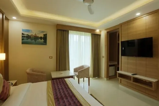 Deluxe Tek Büyük Yataklı Oda