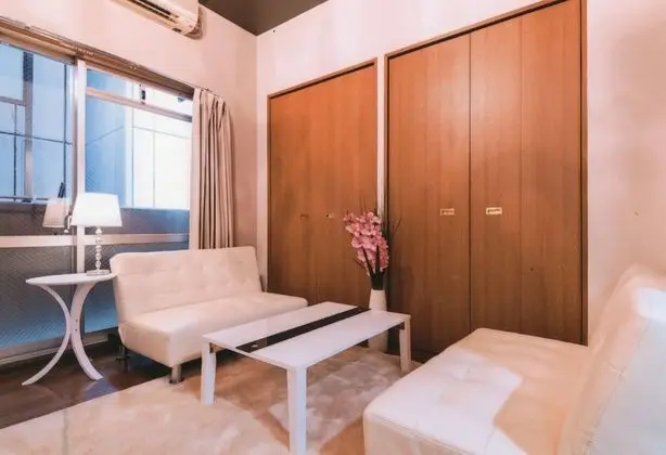 Deluxe Oda, Sigara İçilmez