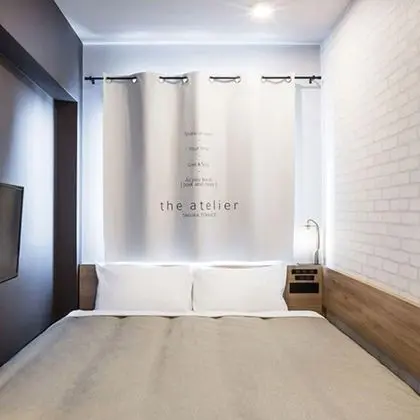 Tek Büyük Yataklı Oda, Sigara İçilmez, Ortak Banyo (NO group booking/ more than 2 rooms)