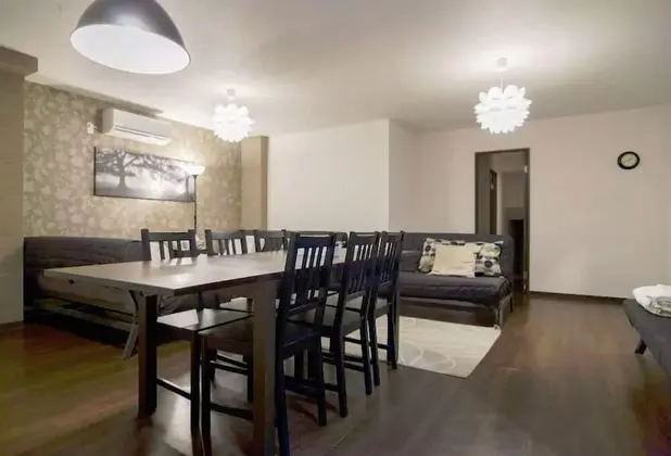 Oda, 4 Yatak Odası (2nd Floor)