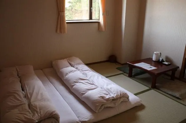 Traditional Oda, Sigara İçilmez (Japanese-Style, Mountain Side)
