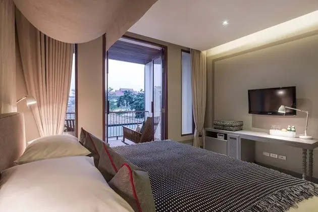 Superior Oda, Balkon, Nehir Manzaralı