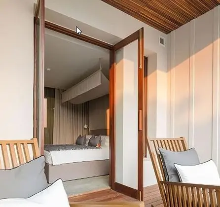 Superior Oda, Balkon, Nehir Manzaralı