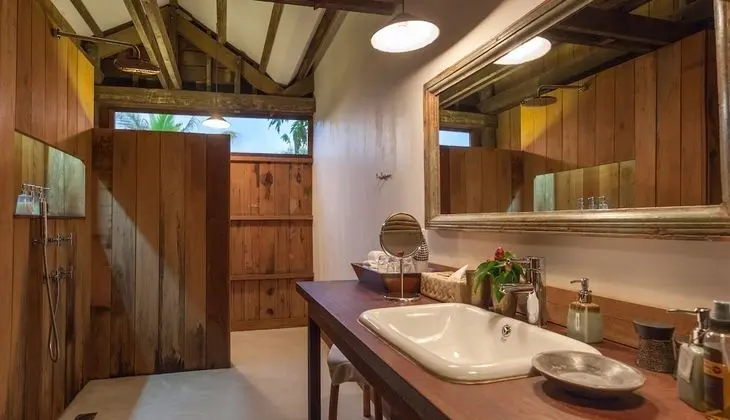 Luxury Tek Büyük veya İki Ayrı Yataklı Oda, 1 Yatak Odası, Sigara İçilmez (Lodge - 1 bedroom)