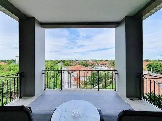 Deluxe Oda, Balkon