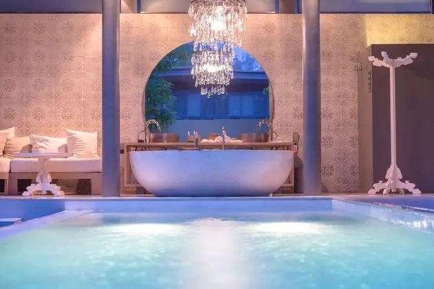 Villa (SALA Pool Villa)