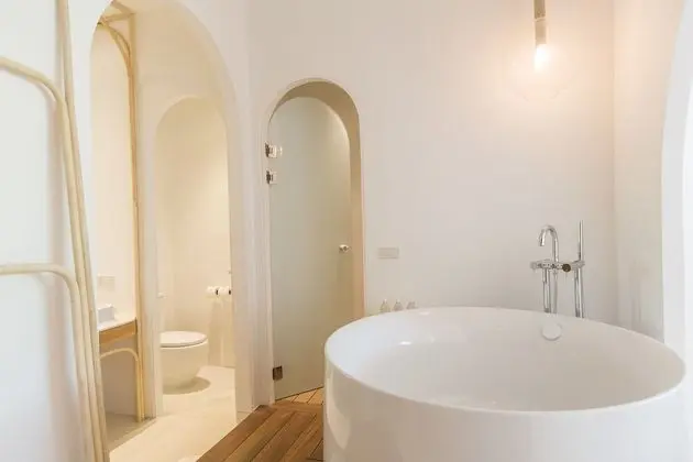 Oceanfront Garden Pool Suite