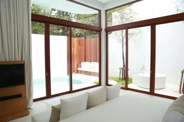 Oceanfront SALA Pool Villa