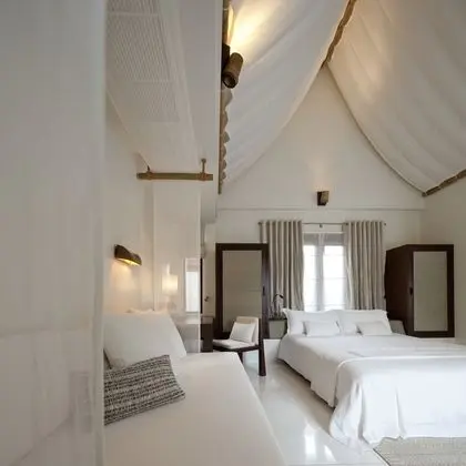 SALA Pool Villa