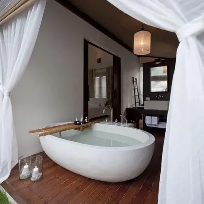 SALA Pool Villa
